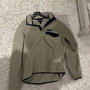 Patagonia Cream and Navy Synchilla Fleece